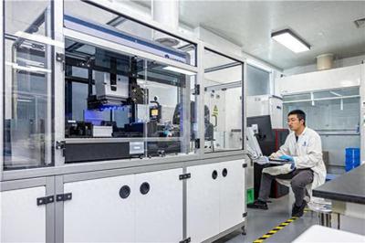 向未来要动力 成都加速布局新兴产业与未来产业，抢占新兴能源技术研发高地